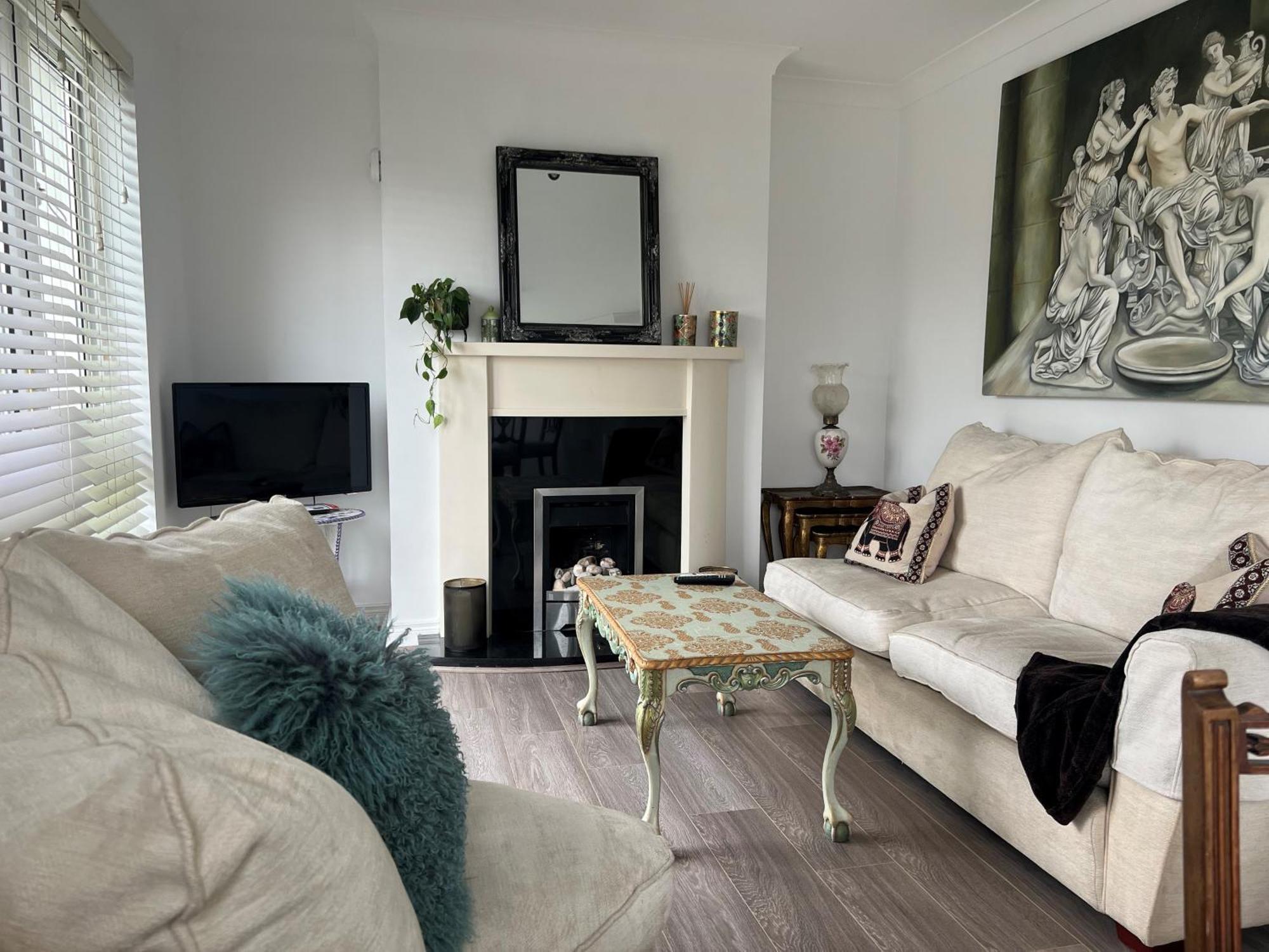 Cosy 2 Double Bed Apartment